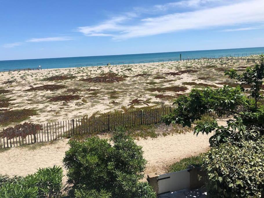 Villa Face A La Mer Sur Le Sable 8 Clim A L'Etage Le Barcarès Εξωτερικό φωτογραφία